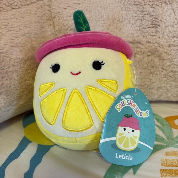NWT Leticia the Lemon Scented Squishmallow 5” - Picture 1 of 2